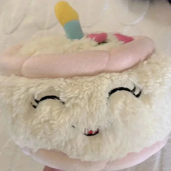 squishable Other - Birthday cake squishable! Doesn’t get cuter than this!! beautiful condition